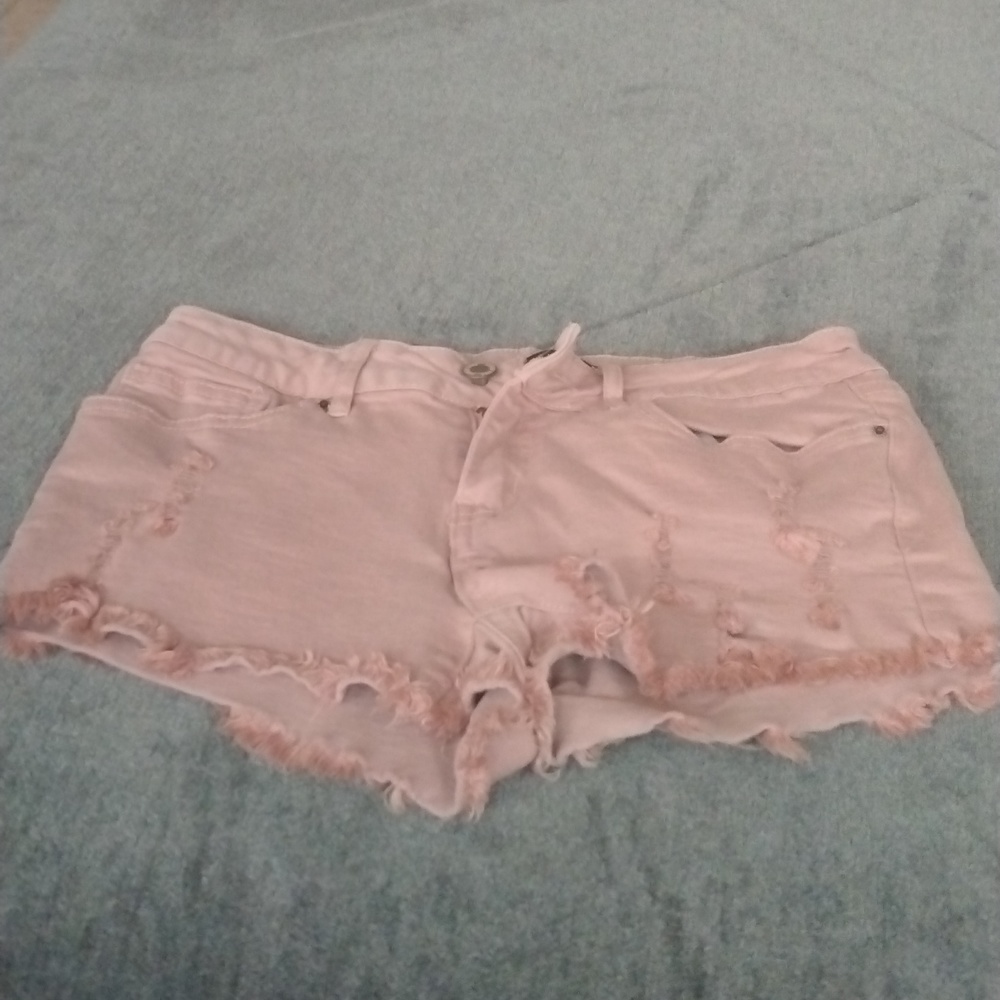 Angel Kiss Distressed look Cute Short